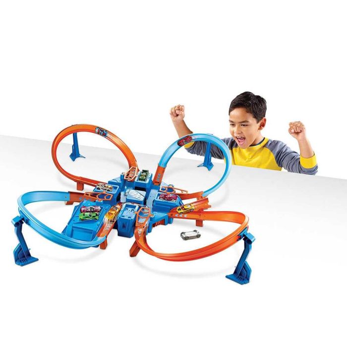 Hot Wheels Игровой трек "Перекрестное столкновение" Hot Wheels Игровой трек "Перекрестное столкновение"