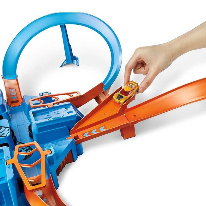 Hot Wheels Игровой трек "Перекрестное столкновение" Hot Wheels Игровой трек "Перекрестное столкновение"