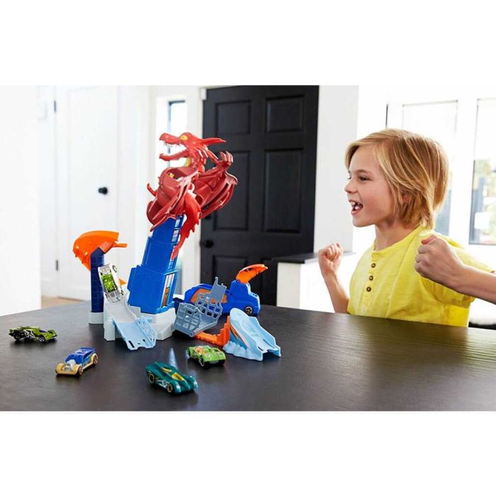 Hot Wheels Игровой набор "Атака дракона" Hot Wheels Игровой набор "Атака дракона"