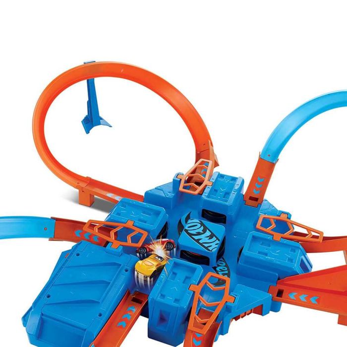 Hot Wheels Игровой трек "Перекрестное столкновение" Hot Wheels Игровой трек "Перекрестное столкновение"